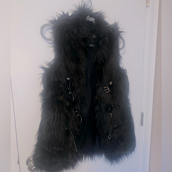 Michael Kors - Faux Fur Vest - Picture 1 of 3